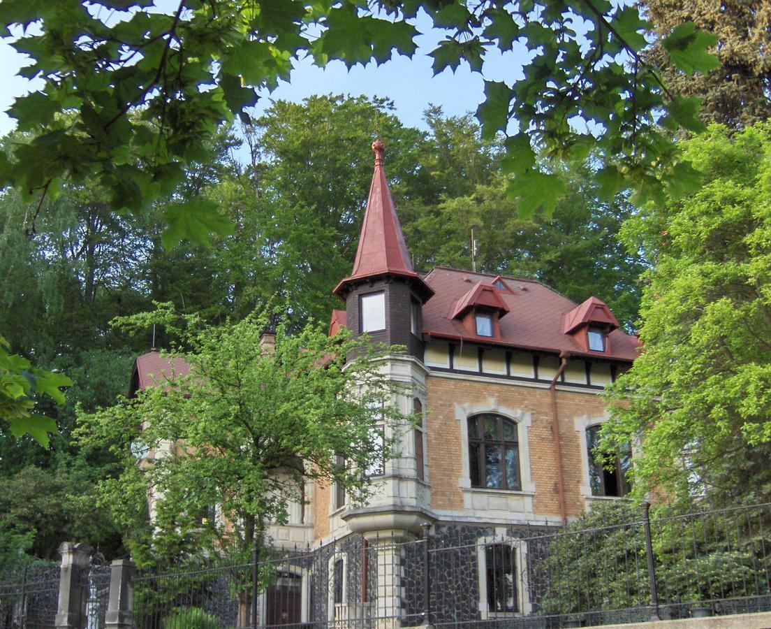 Romantic Chateau Krásná Lípa Bagian luar foto